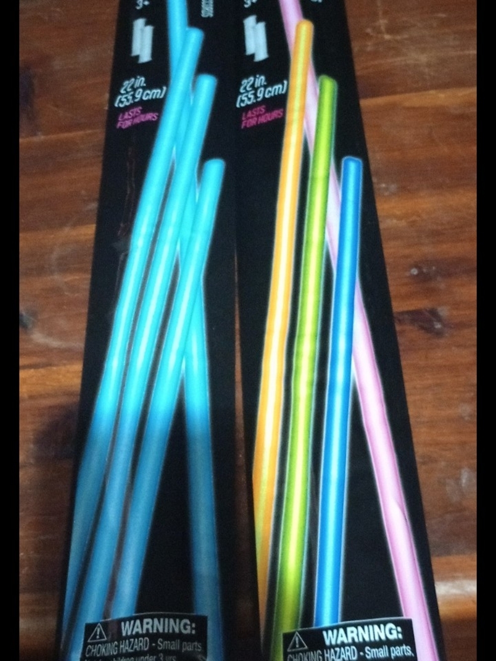 Glow Sticks Party Pack - Multi Color (Blue, Green, Yellow, Pink)